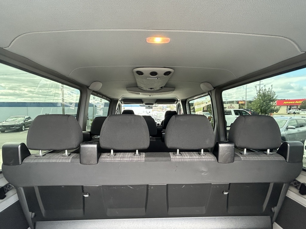 Mercedes-Benz Sprinter 2500 Passenger Van 144-in. WB 2016 Mercedes-Benz Sprinter 2500 Passenger Van 144-in. WB 2016