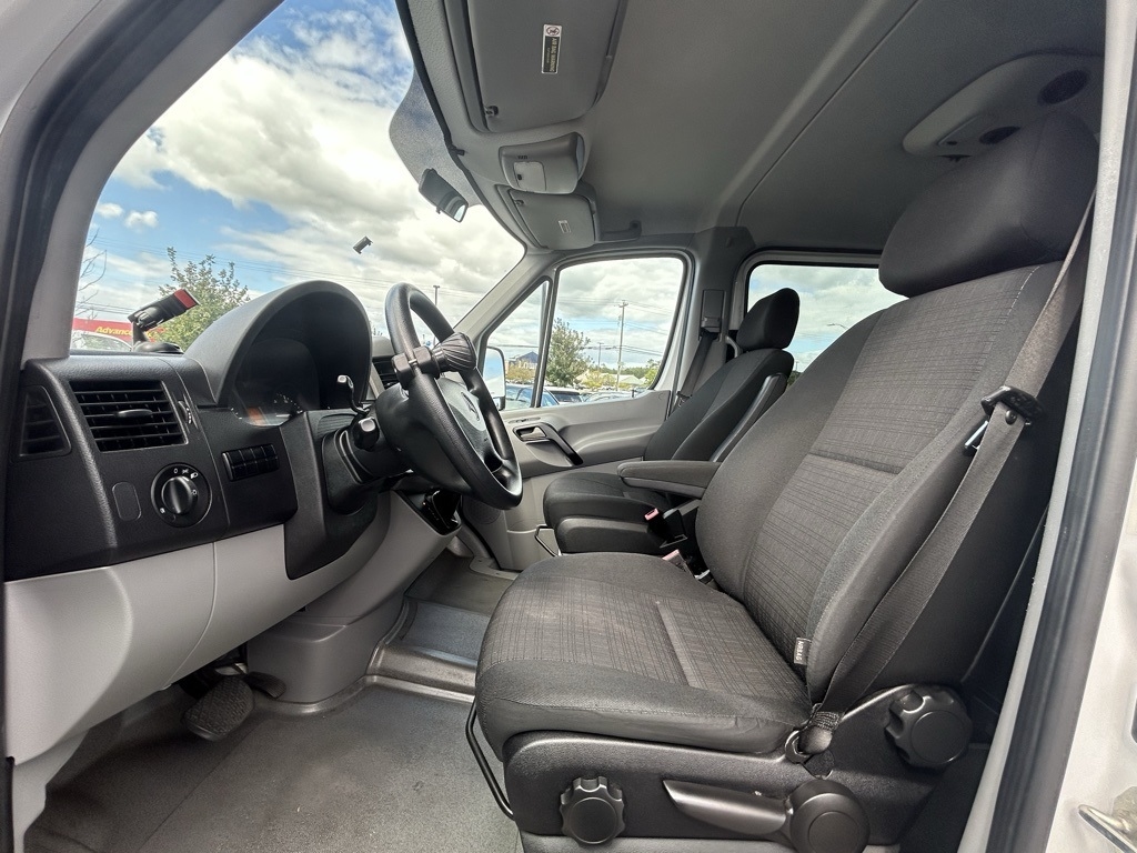 Mercedes-Benz Sprinter 2500 Passenger Van 144-in. WB 2016 Mercedes-Benz Sprinter 2500 Passenger Van 144-in. WB 2016