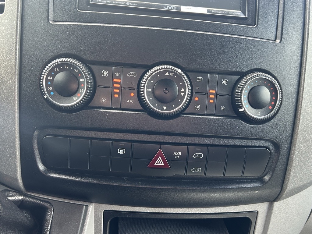 Mercedes-Benz Sprinter 2500 Passenger Van 144-in. WB 2016 Mercedes-Benz Sprinter 2500 Passenger Van 144-in. WB 2016