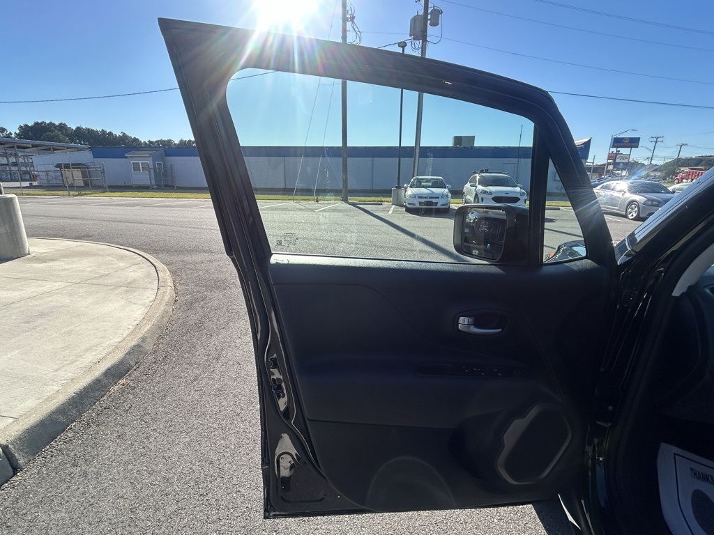 Jeep Renegade Latitude 2023 Jeep Renegade Latitude 2023