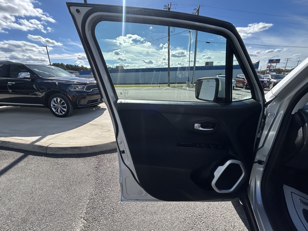 Jeep Renegade Latitude 4WD 2021 Jeep Renegade Latitude 4WD 2021