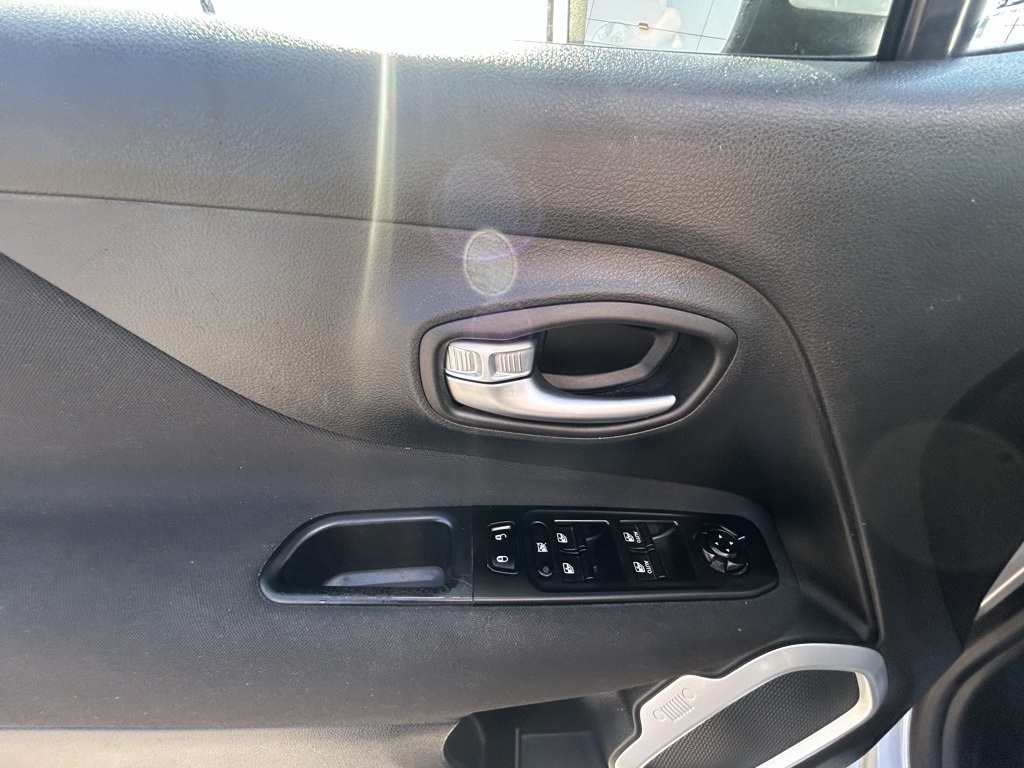 Jeep Renegade Latitude 4WD 2021 Jeep Renegade Latitude 4WD 2021