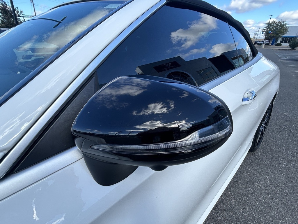 Mercedes-Benz C-Class C 300 Convertible 2020 Mercedes-Benz C-Class C 300 Convertible 2020