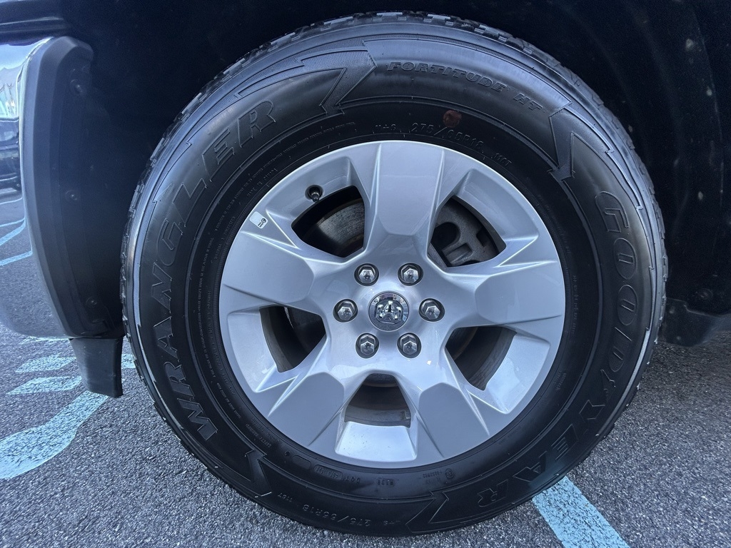 RAM 1500 Big Horn Crew Cab SWB 4WD 2025 RAM 1500 Big Horn Crew Cab SWB 4WD 2025