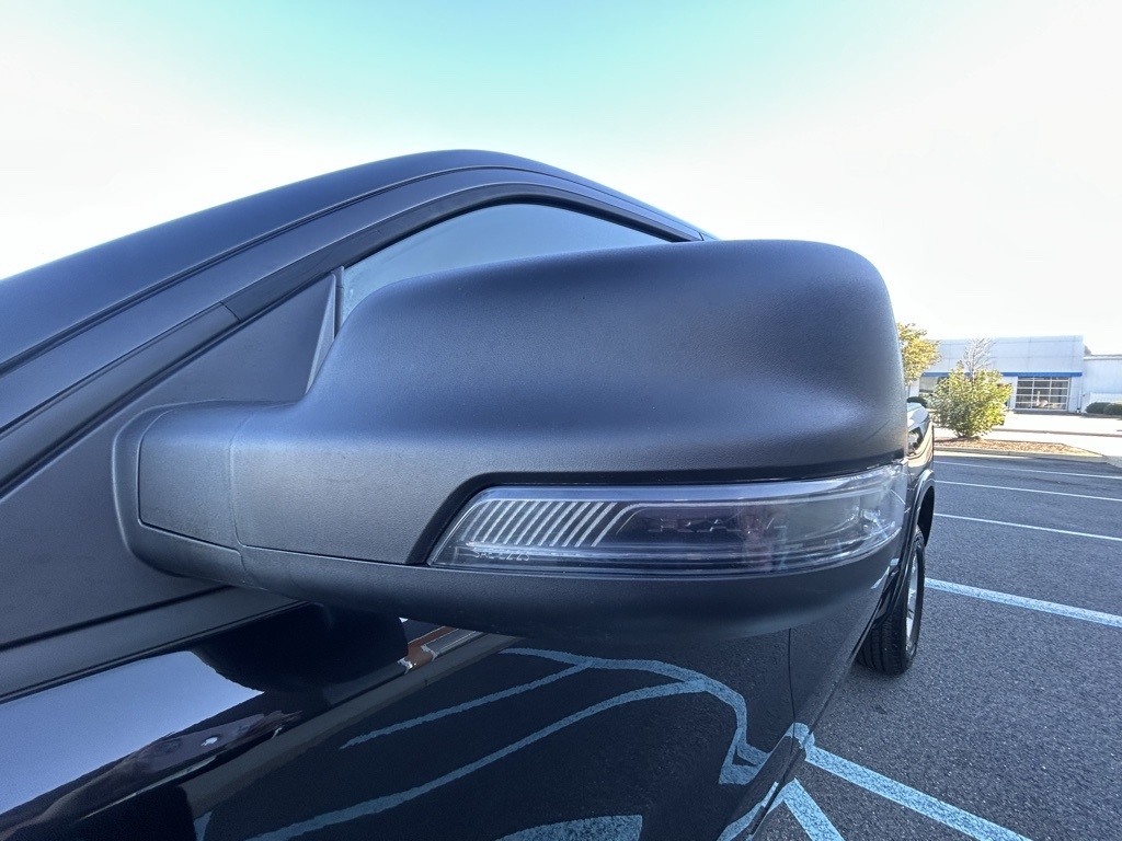 RAM 1500 Big Horn Crew Cab SWB 4WD 2025 RAM 1500 Big Horn Crew Cab SWB 4WD 2025