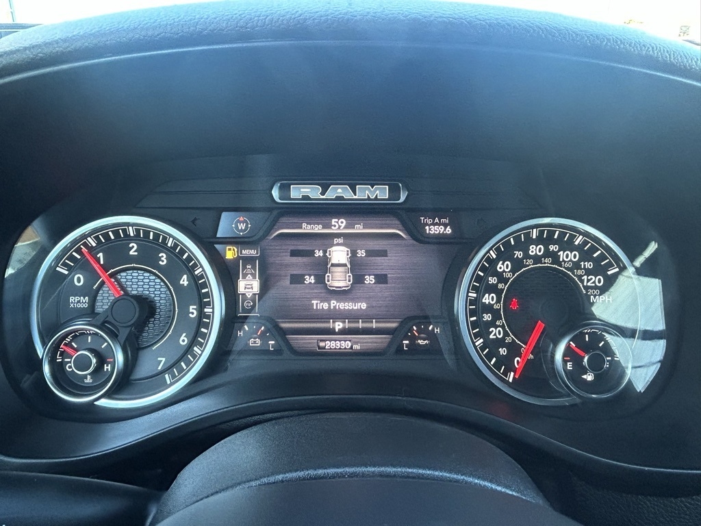 RAM 1500 Big Horn Crew Cab SWB 4WD 2025 RAM 1500 Big Horn Crew Cab SWB 4WD 2025