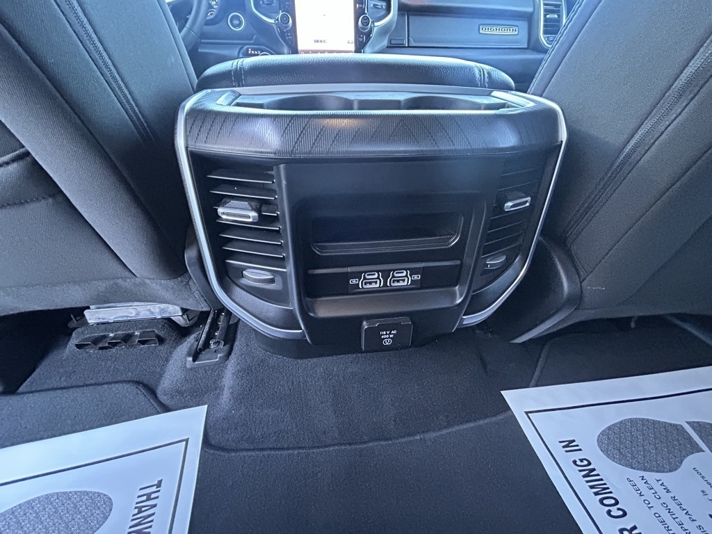 RAM 1500 Big Horn Crew Cab SWB 4WD 2025 RAM 1500 Big Horn Crew Cab SWB 4WD 2025