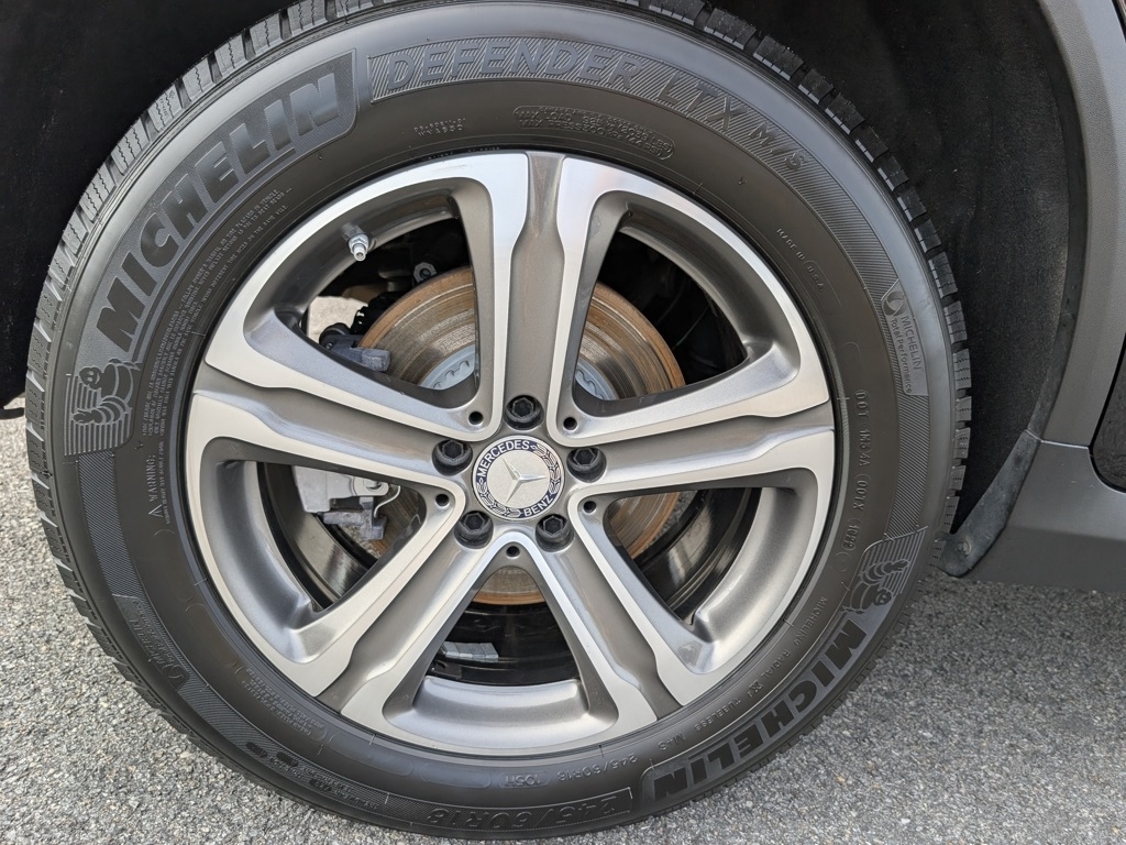 Mercedes-Benz GLC-Class GLC300 2016 Mercedes-Benz GLC-Class GLC300 2016