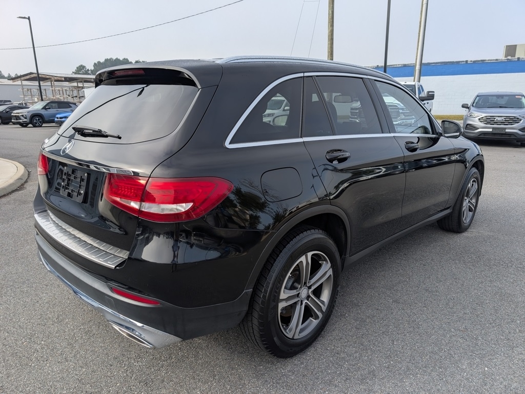 Mercedes-Benz GLC-Class GLC300 2016 Mercedes-Benz GLC-Class GLC300 2016