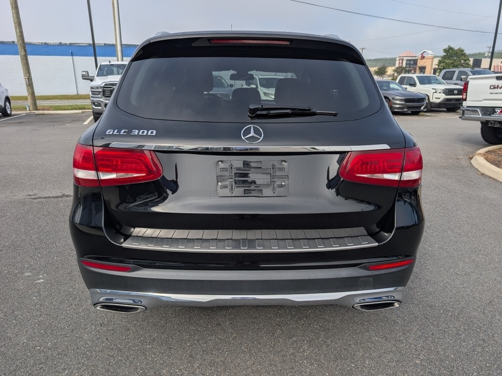 Mercedes-Benz GLC-Class GLC300 2016 Mercedes-Benz GLC-Class GLC300 2016