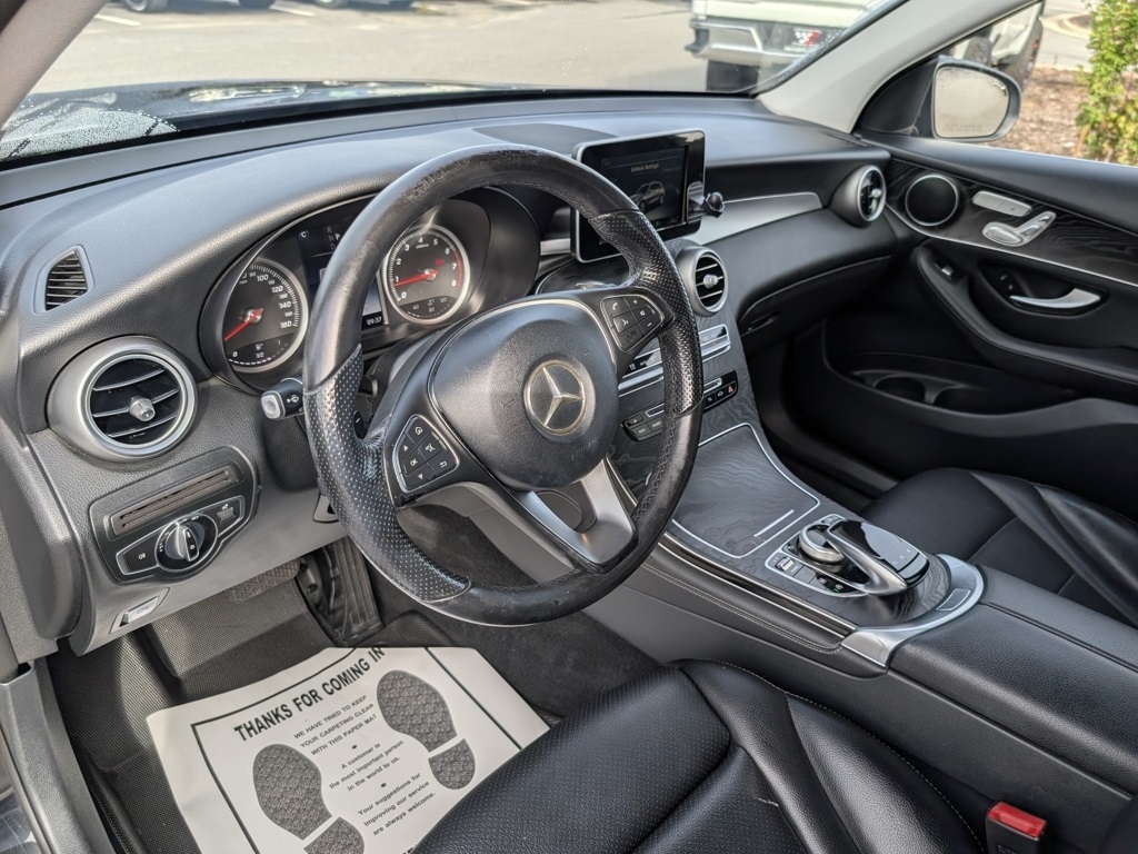 Mercedes-Benz GLC-Class GLC300 2016 Mercedes-Benz GLC-Class GLC300 2016