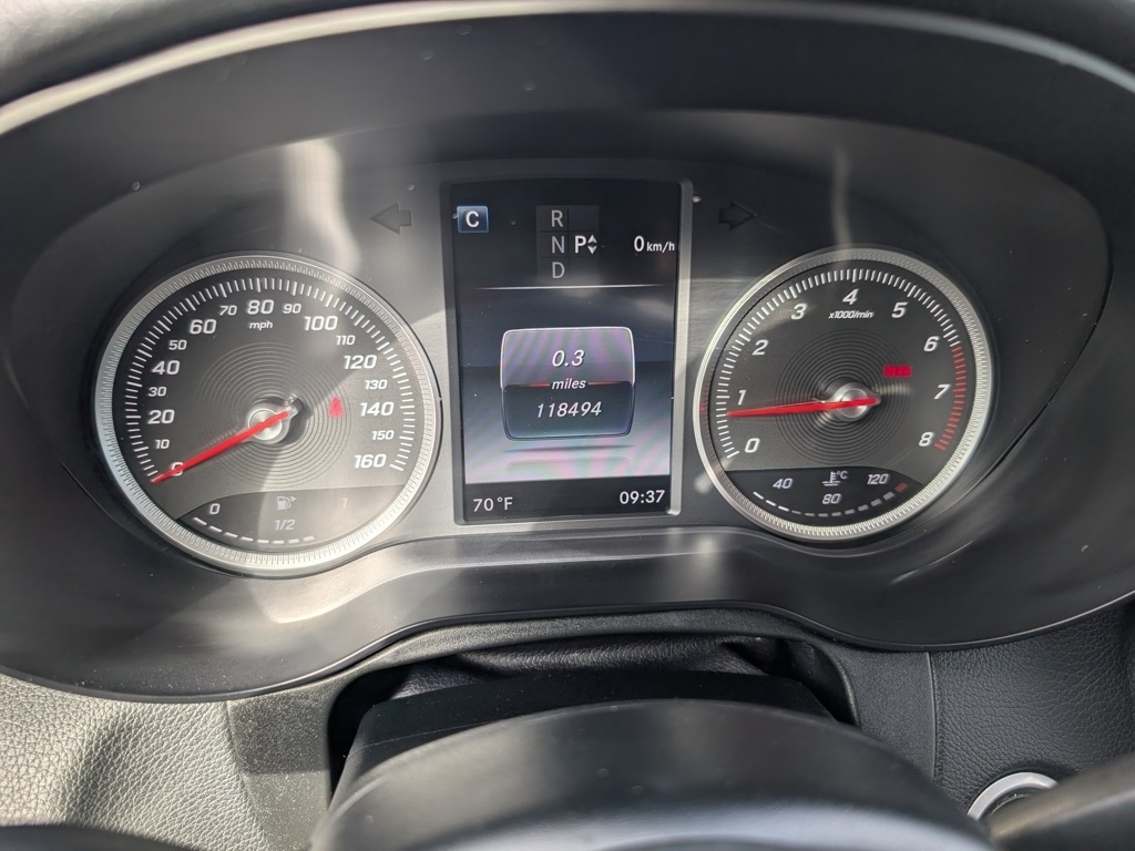 Mercedes-Benz GLC-Class GLC300 2016 Mercedes-Benz GLC-Class GLC300 2016