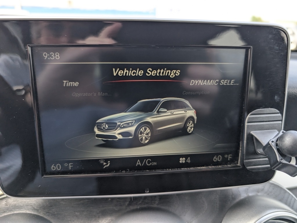 Mercedes-Benz GLC-Class GLC300 2016 Mercedes-Benz GLC-Class GLC300 2016