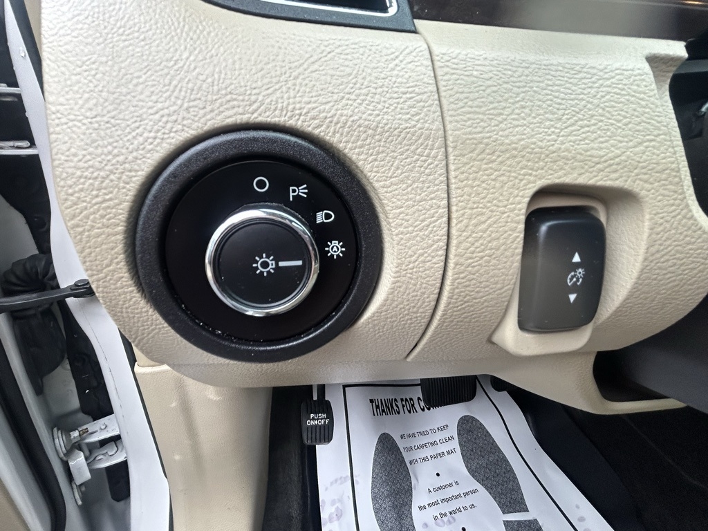 Ford Taurus Limited FWD 2016 Ford Taurus Limited FWD 2016