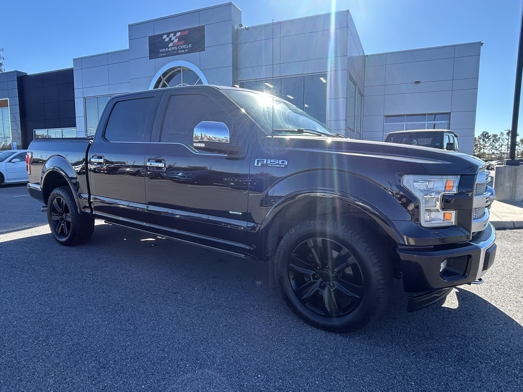 Ford F-150 Platinum SuperCrew 6.5-ft. Bed 4WD 2017 Ford F-150 Platinum SuperCrew 6.5-ft. Bed 4WD 2017