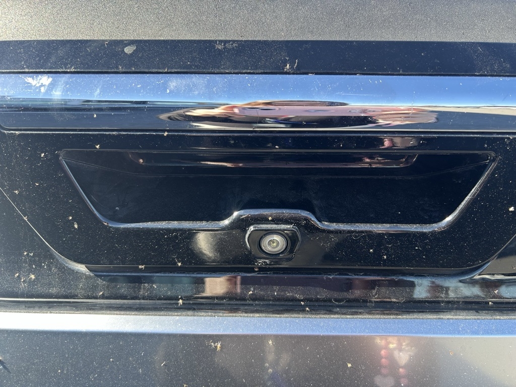 Ford F-150 Platinum SuperCrew 6.5-ft. Bed 4WD 2017 Ford F-150 Platinum SuperCrew 6.5-ft. Bed 4WD 2017