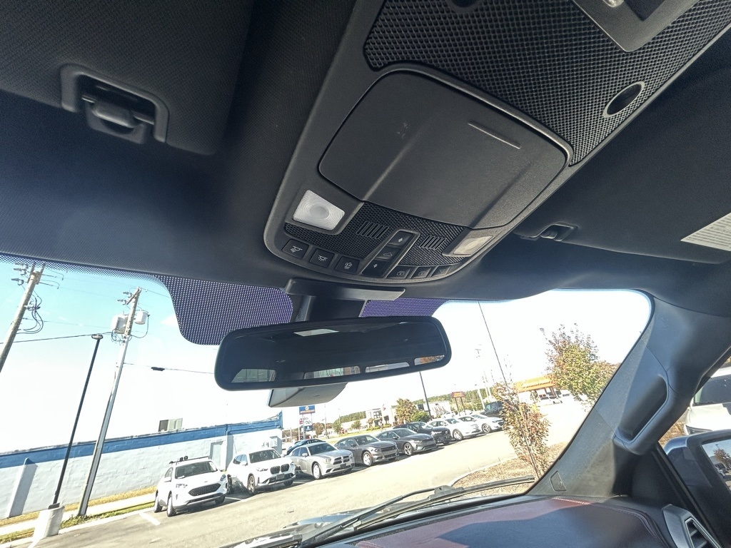 Ford F-150 Platinum SuperCrew 6.5-ft. Bed 4WD 2017 Ford F-150 Platinum SuperCrew 6.5-ft. Bed 4WD 2017