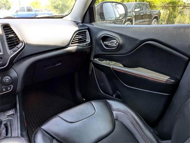 Jeep Cherokee Trailhawk 4WD 2019 Jeep Cherokee Trailhawk 4WD 2019