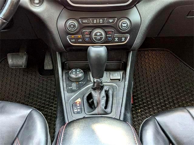 Jeep Cherokee Trailhawk 4WD 2019 Jeep Cherokee Trailhawk 4WD 2019