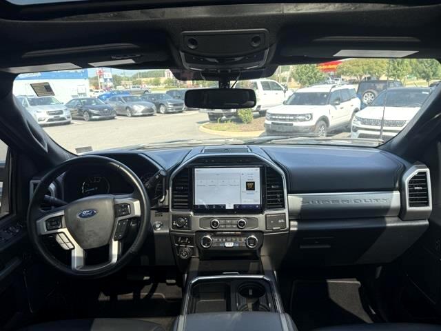 Ford F-250 SD Platinum Crew Cab 4WD 2022 Ford F-250 SD Platinum Crew Cab 4WD 2022