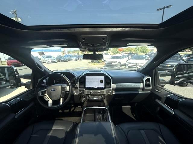 Ford F-250 SD Platinum Crew Cab 4WD 2022 Ford F-250 SD Platinum Crew Cab 4WD 2022