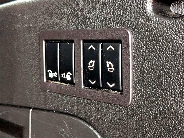 GMC Yukon XL SLT 4WD 2020 GMC Yukon XL SLT 4WD 2020