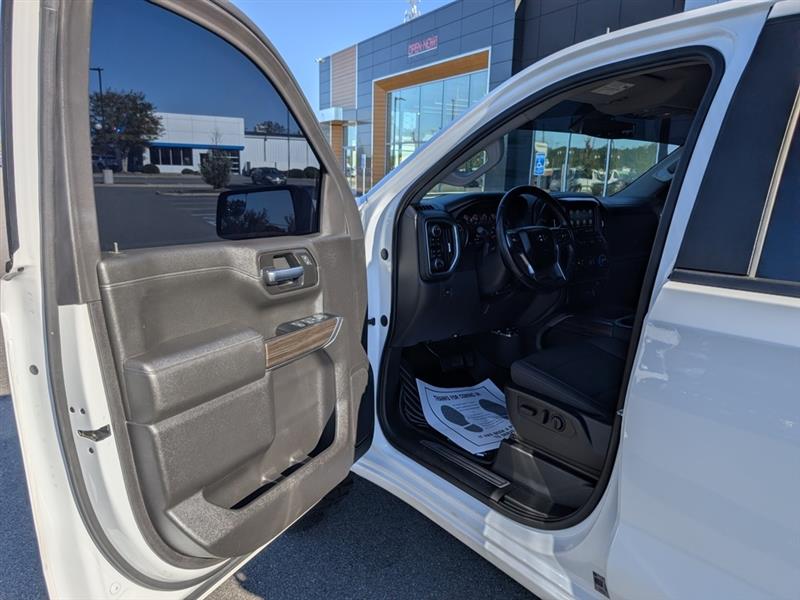 Chevrolet Silverado 1500 Limited LT Trail Boss Crew Cab 4WD 2022 Chevrolet Silverado 1500 Limited LT Trail Boss Crew Cab 4WD 2022