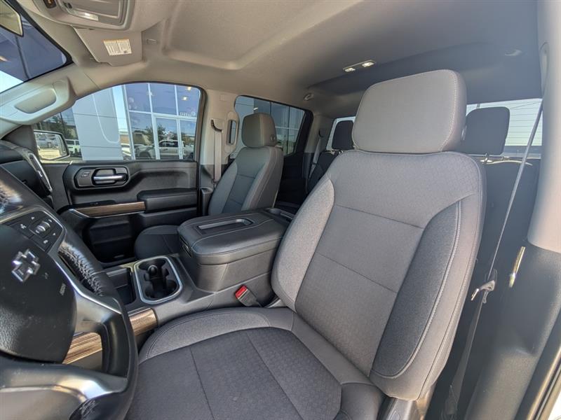 Chevrolet Silverado 1500 Limited LT Trail Boss Crew Cab 4WD 2022 Chevrolet Silverado 1500 Limited LT Trail Boss Crew Cab 4WD 2022