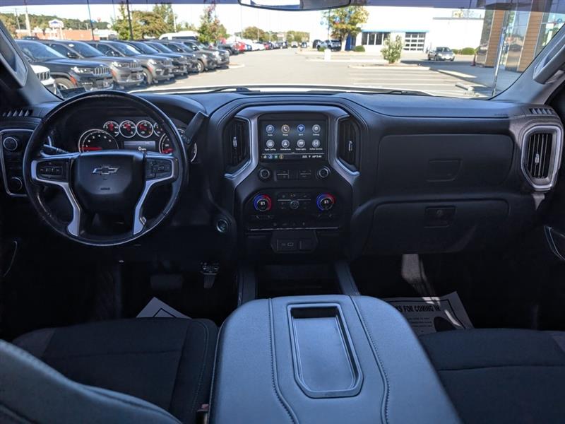 Chevrolet Silverado 1500 Limited LT Trail Boss Crew Cab 4WD 2022 Chevrolet Silverado 1500 Limited LT Trail Boss Crew Cab 4WD 2022