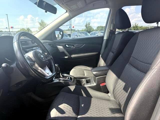 Nissan Rogue SV 2WD 2017 Nissan Rogue SV 2WD 2017