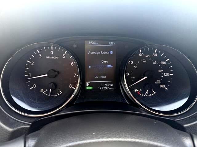 Nissan Rogue SV 2WD 2017 Nissan Rogue SV 2WD 2017