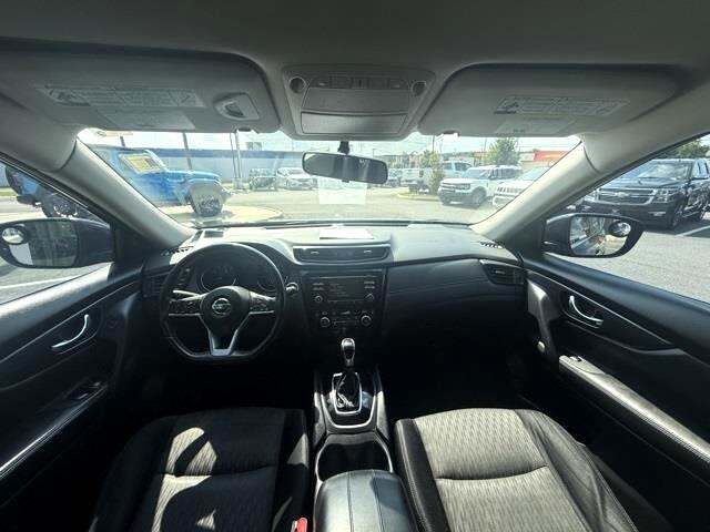 Nissan Rogue SV 2WD 2017 Nissan Rogue SV 2WD 2017