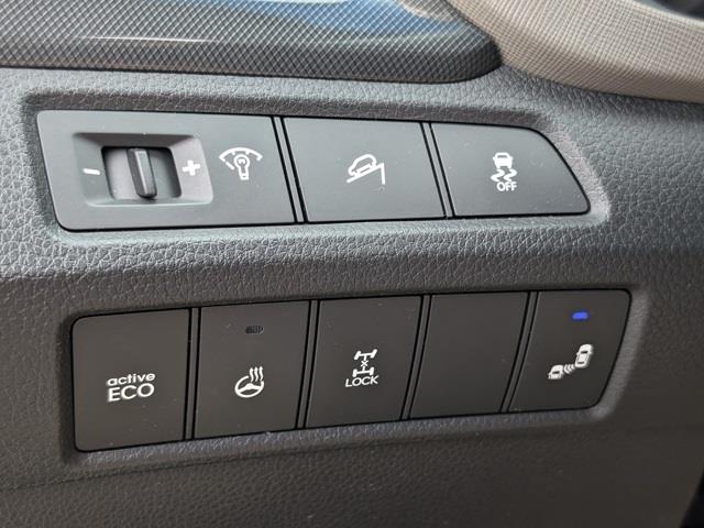 Hyundai Santa Fe Sport 2.4 AWD 2014 Hyundai Santa Fe Sport 2.4 AWD 2014