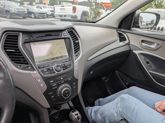 Hyundai Santa Fe Sport 2.4 AWD 2014 Hyundai Santa Fe Sport 2.4 AWD 2014