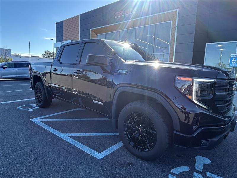 GMC Sierra 1500 Elevation Crew Cab 4WD 2023 GMC Sierra 1500 Elevation Crew Cab 4WD 2023