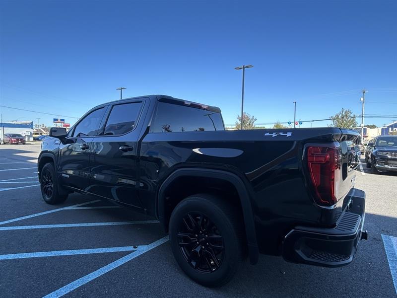 GMC Sierra 1500 Elevation Crew Cab 4WD 2023 GMC Sierra 1500 Elevation Crew Cab 4WD 2023
