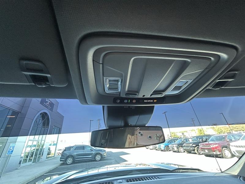 GMC Sierra 1500 Elevation Crew Cab 4WD 2023 GMC Sierra 1500 Elevation Crew Cab 4WD 2023