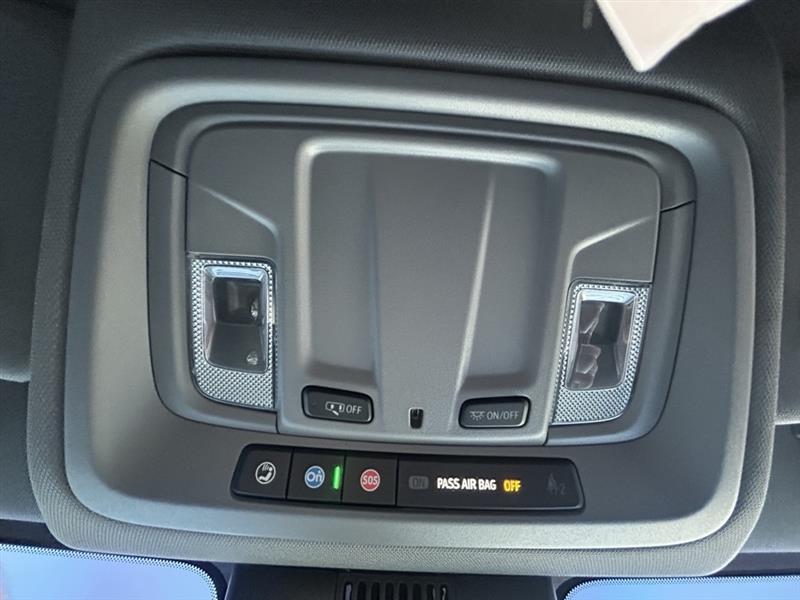 GMC Sierra 1500 Elevation Crew Cab 4WD 2023 GMC Sierra 1500 Elevation Crew Cab 4WD 2023