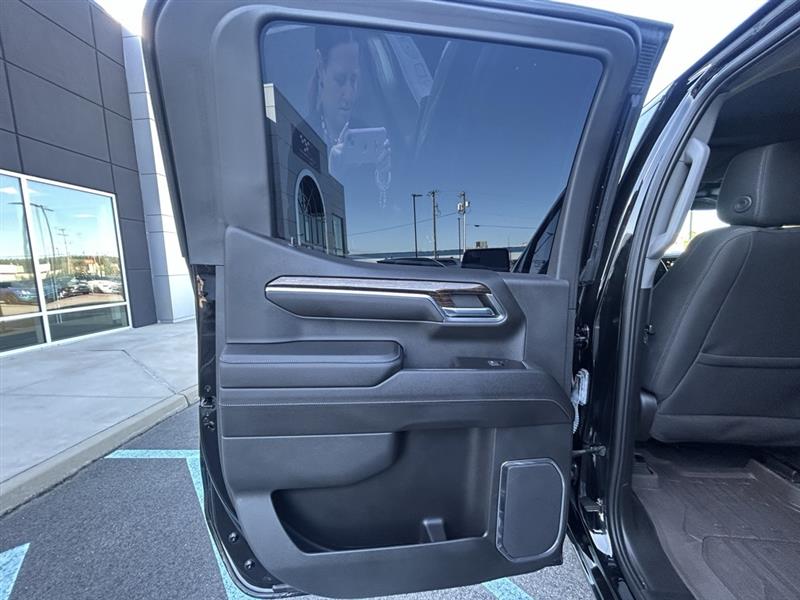 GMC Sierra 1500 Elevation Crew Cab 4WD 2023 GMC Sierra 1500 Elevation Crew Cab 4WD 2023