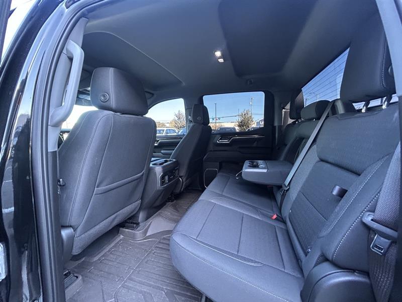 GMC Sierra 1500 Elevation Crew Cab 4WD 2023 GMC Sierra 1500 Elevation Crew Cab 4WD 2023