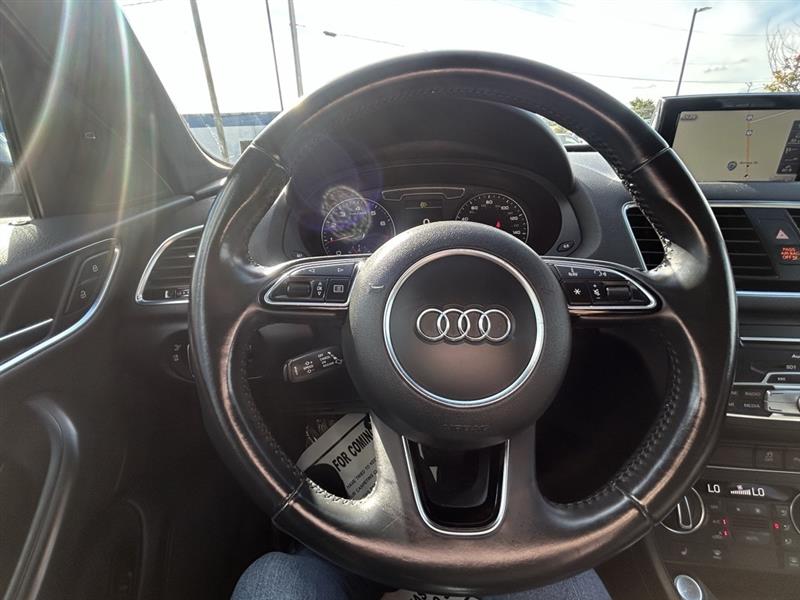 Audi Q3 2.0T quattro Premium Plus 2016 Audi Q3 2.0T quattro Premium Plus 2016