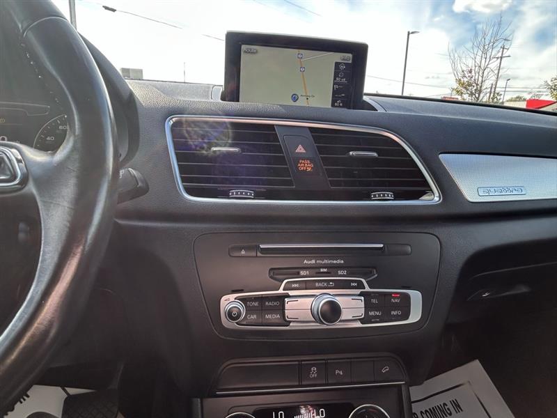 Audi Q3 2.0T quattro Premium Plus 2016 Audi Q3 2.0T quattro Premium Plus 2016