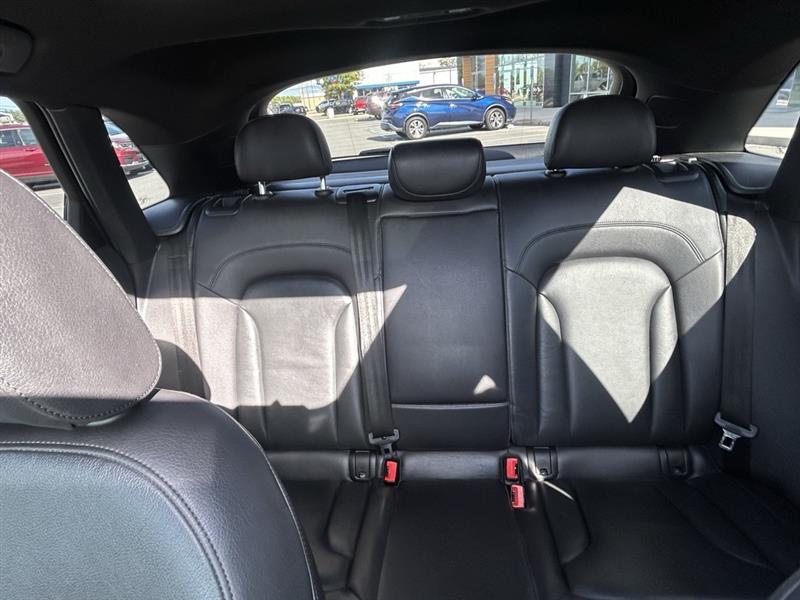 Audi Q3 2.0T quattro Premium Plus 2016 Audi Q3 2.0T quattro Premium Plus 2016