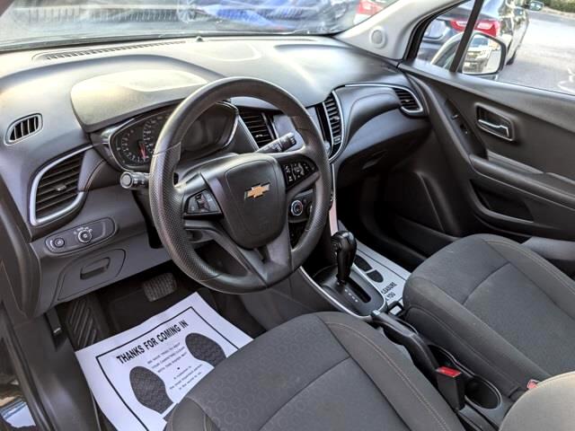 Chevrolet Trax LS FWD 2020 Chevrolet Trax LS FWD 2020