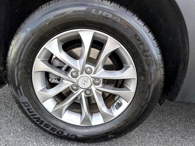 Hyundai Santa Fe SE 2.4 2020 Hyundai Santa Fe SE 2.4 2020