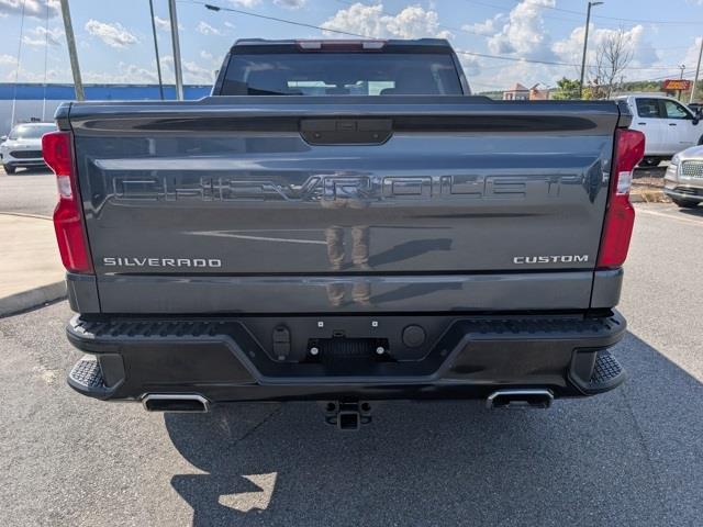 Chevrolet Silverado 1500 Custom Trail Boss Crew Cab Long Box 4WD 2020 Chevrolet Silverado 1500 Custom Trail Boss Crew Cab Long Box 4WD 2020