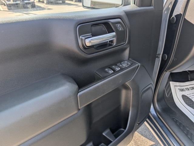 Chevrolet Silverado 1500 Custom Trail Boss Crew Cab Long Box 4WD 2020 Chevrolet Silverado 1500 Custom Trail Boss Crew Cab Long Box 4WD 2020