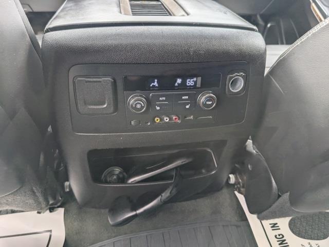 GMC Yukon Denali 4WD 2015 GMC Yukon Denali 4WD 2015