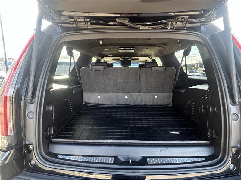 Cadillac Escalade ESV Platinum 4WD 2016 Cadillac Escalade ESV Platinum 4WD 2016