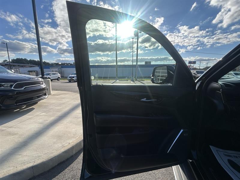 Cadillac Escalade ESV Platinum 4WD 2016 Cadillac Escalade ESV Platinum 4WD 2016